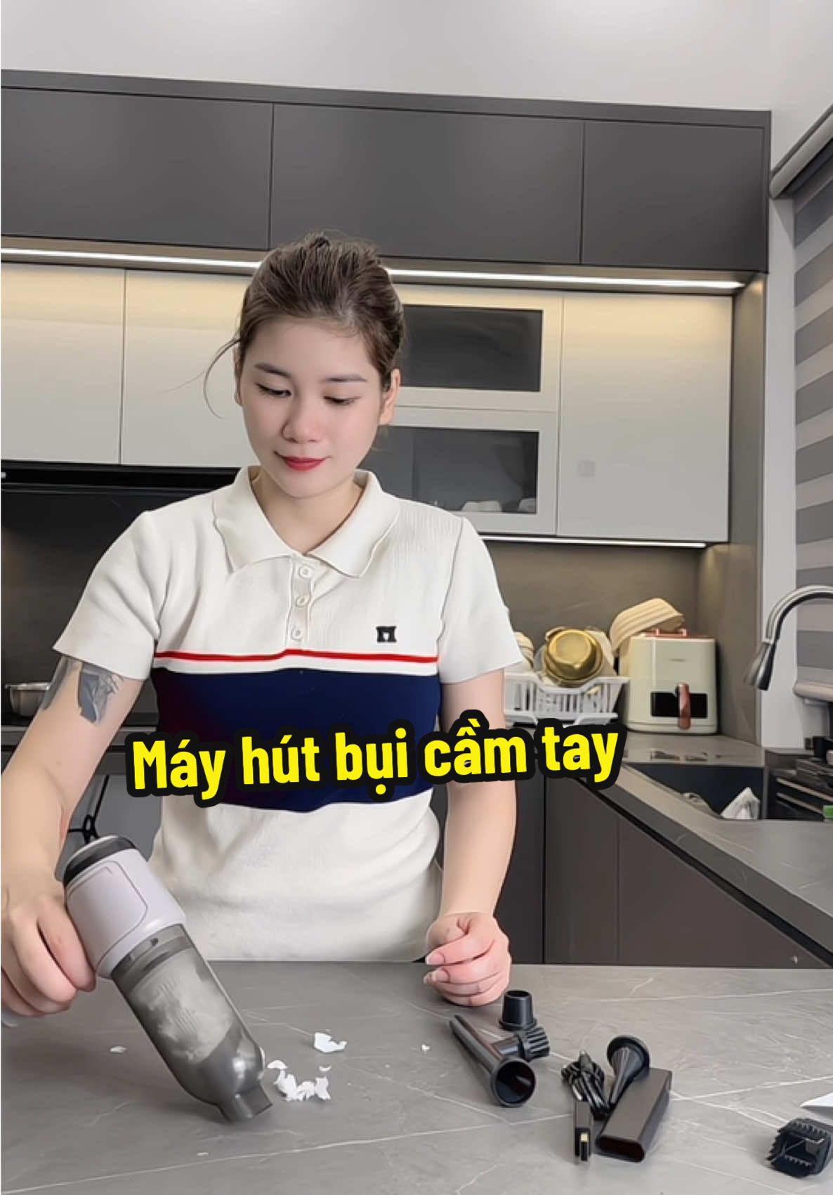 Máy hút bụi cầm tay mini nhiều đầu hút #mayhutbui #mayhutbuicamtay 