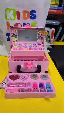 Small makeup box @2000 ksh  Its non toxic for kids  We do deliveries countrywide  @Kids Love Toys :📌 Basic Nyali mall at quickmart links road ground floor shop 1 📞 0713169579 Mombasa 📌 Digital Shopping mall Moi Avenue street Opp Mku towers second floor shop f26 📞 0718531534 ( Nairobi) #fypage #tiktok #socialmarketingtips #kidstoys #mombasatiktokers 