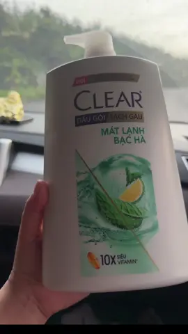 Dầu gội sạch gàu Clear Mát Lạnh 1 chai 1,4kg… dầu gội hỗ trợ sạch gàu, giảm ngứa giảm dầu nhờn  ##clear##daugoiclear##daugoisachgau##tiemcokieu