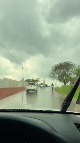 Raining in Lubowa #vibewithme #exploreuganda #visituganda 