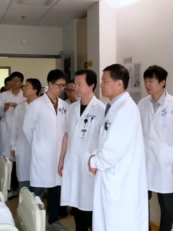 Hospital rotation in china 🇨🇳#fullscholarship #studyinchina #mbbsinchina #shanghai #graduation 