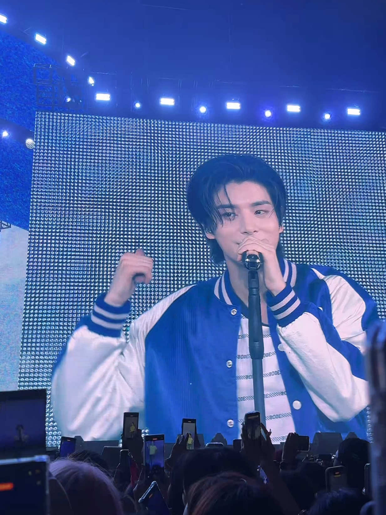 like jungwon said, he’s even more handsome in real life #enhypen #kpopfyp #jake 