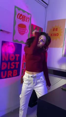 Rüyasında bizi arıyormuşşş😋😋🥳🧚🏻‍♀️🤍 @manifestgirls  #dance #manifest #rüya #big5 #izmit 