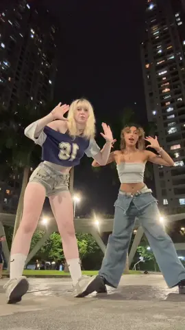 Dc : @LOY 🇻🇳 #xuhong #xuhongtiktok #fy #trends #dancer 