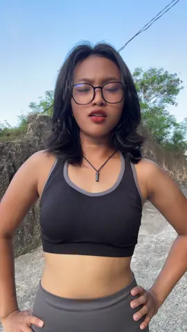 🏃🏻‍♀️‍➡️