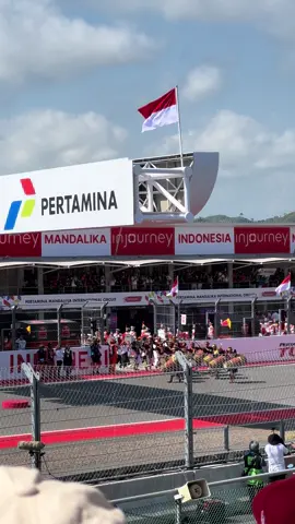 Main race motogp mandalika 2025 opening ceremony🫡🫡🫡#motogp #motogpindonesia #mandalikacircuit #gpmandalika #mandalikainternationalcircuit #lombokvirall🌴🌴 