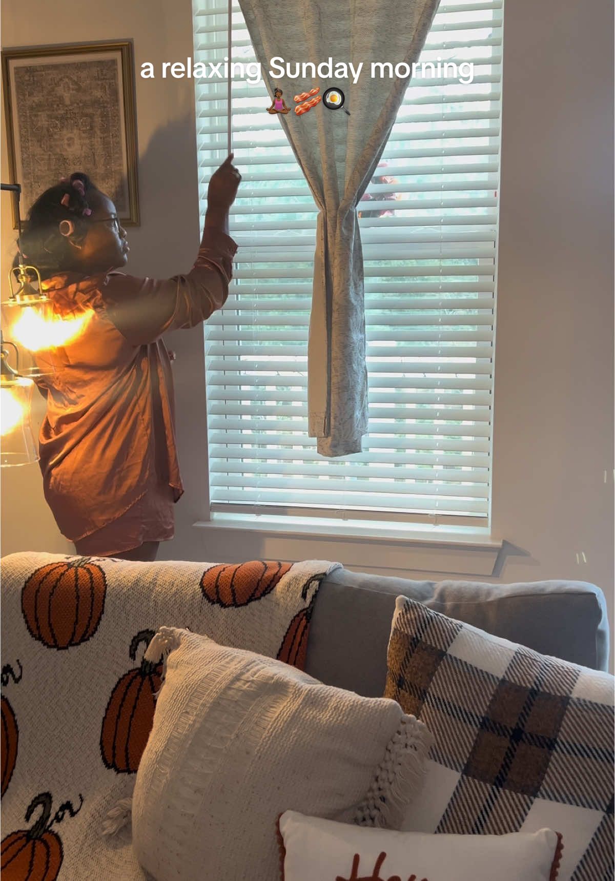 Happy Sunday, friends 🫶🏽 it’s going to be a great day! 