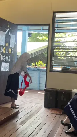 happy teachers day sa pinaka magandang adviser namin. we loveyouu so much ma’am @Missmaam hanap kana ng uyab mo ma’am 🥹🥹🫶🏻#teachersday #seniorhighschool #fyppp 