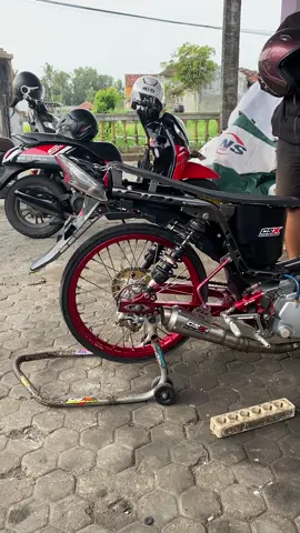 ngonar karo bosku😍🫰🏻@👍🏻 #kphgank🚀 #kphjogastyle #abanggank🔥 #bknproject #csxfactorymuffler @CSX FACTORY MUFFLER 