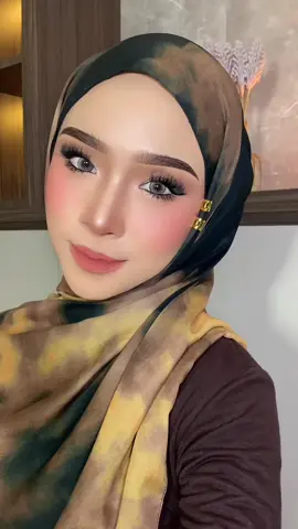 #makeup #makeupbold #trendmakeup #arabicsong 