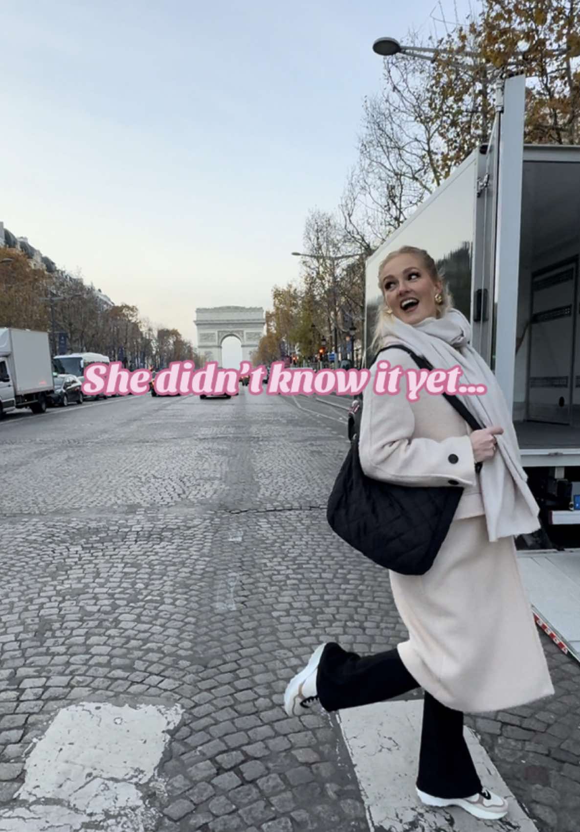 From last year’s quiet dreams to today’s Paris Fashion Week ✨ After 15 years, one vision, and a lot of pink sparkle later… I’m living the dream! 💌 Follow along for all the behind-the-scenes magic, luxury moments, and my PFW story. ⸻ #ParisFashionWeek #PFW2025 #LuxuryVibes #FashionGlowUp #BehindTheScenes