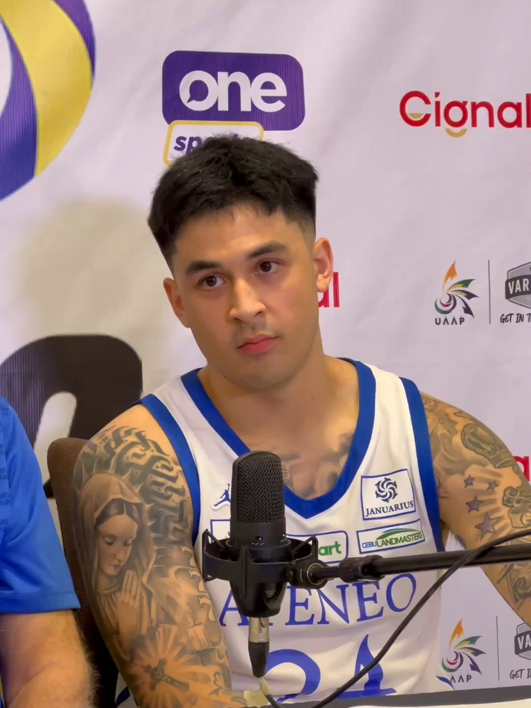 Dom Escobar on first Ateneo-La Salle rivalry game: 'Something I've never experienced' Ateneo's one-and-done standout Dom Escobar talks about taking care of business in his first UAAP rivalry game as the Blue Eagles beat the La Salle Green Archers, 81-74. Escobar finishes with 15 points and 9 rebounds for Ateneo, which stays unbeaten with a 4-0 record. | Video by Philip Matel/Rappler #fyp #tiktokph #rappler #newsph