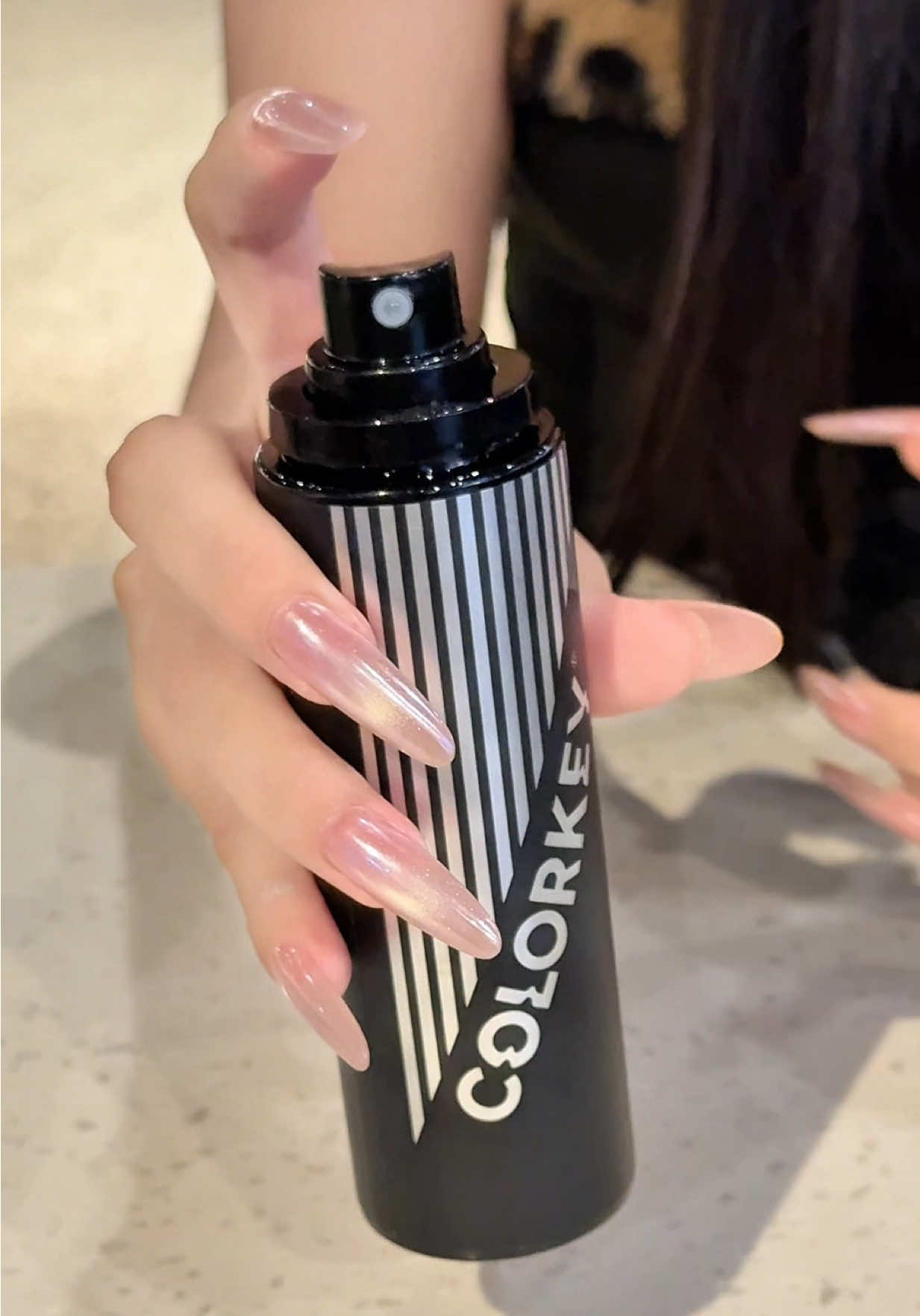 Xịt Khóa Nền COLORKEY PHIÊN BẢN NÂNG CẤP #xitkhoanen #xitkhoamakeup #colorkey #xitkhoacolorkey 