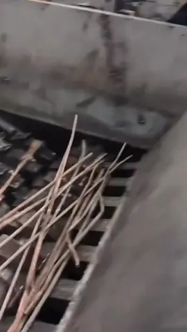 #shredder  #crusher  #machine  #safed  #doubleshaftshredder 