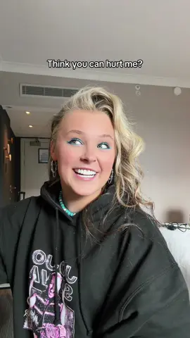 Been going by the same saying for almost 10 years 🪃♾️🤍 Just finished getting ready for the Infinity Heart Tour IN LONDON TONIGHT! See you there 