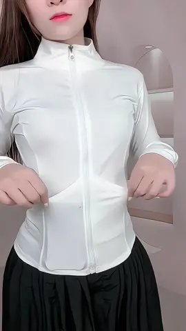 Aó khoác Nữ thể thao không nón Poly 2 da co dãn 4 chiều có 2 Túi ngoài, thấm hút mồ hôi#aokhoacnu #aokhoacthethao #aothethaonu #thoitrangnu #xuhuong 