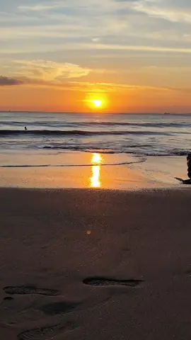 pantai kedonganan Bali 🌴#sunset #pantaibali #fypシ゚viral #fypシ 