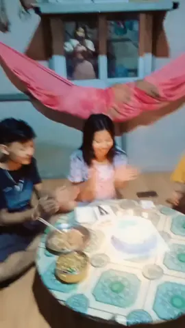 #21year #မြင်ပါများပီးချစ်ကျွမ်းဝင်အောင်လို့🤒🖤 #fpyツ #foryoupage 