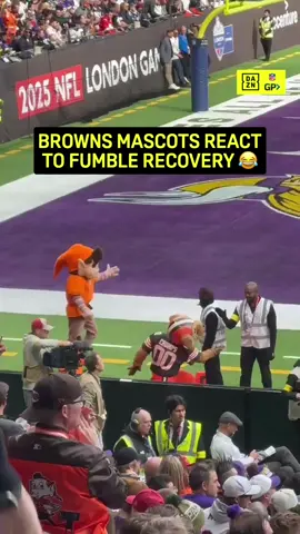 The Browns mascots were loving the fumble recovery 😂 100% NFL, 0% Compromise | Watch NFL Game Pass only on DAZN | #NFLonDAZN | #NFLLondonGames #browns #mascots
