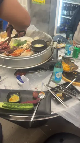 Báo cáo cả nhà là địa điểm quán này quá rẻ và chất lượng nha. Cả nướng cả hấp ,chỉ 180 cành  #uisan #busan #xuhuongtiktok #xuhuong #