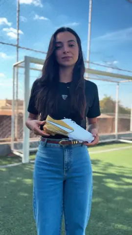 ⚽🔥 Domine o jogo com a Chuteira Impactor! Velocidade, precisão e estilo em cada jogada. Seja no campinho ou no society, mostre quem manda em campo! 🚀👟 link: https://s.shopee.com.br/9zosv2uNGB Tags: #ChuteiraImpactor   #Futebol #estiloemcampo  #domineojogo  #society 