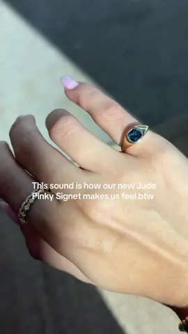 This sound is how our new Jude Pinky Signet makes us feel btw @drewtremblaaaay #pinkyring #gemstonering #mejuriring #ringstacks