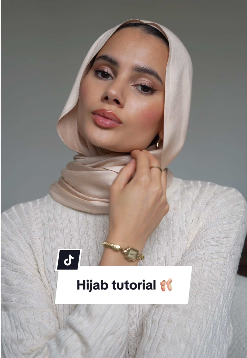 Hijab tutorial for sweaters 🩰☕️🎀 Hijab by @Bysiso  #hijabtutorial#modestfashion#hijabmodel#hijab#london#ugc#hijabstyling#jasminomar#jasminxomar#autumnfashion#softgirl 