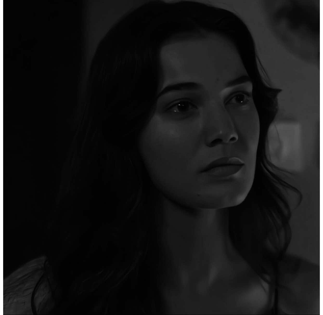 بدي يااك عليا تحن #pinardeniz #بينار_دينيز #fyp 