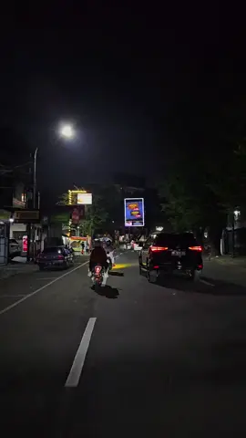 suasana malam di cikawao bandung #bandung #bandunghits #cikawao 