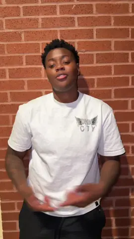 I said I’m shy baby & that’s doing a lot 👀 @keywya @Shannon__.5 #fyp #viral #atx #austintx #saturday 