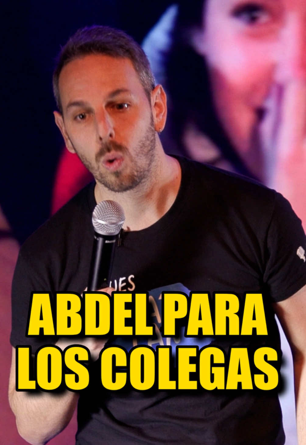 ABDEL PARA LOS COLEGAS 🚘​ #parejas #magdalena #abdel #followtheleader #comediaespaña 