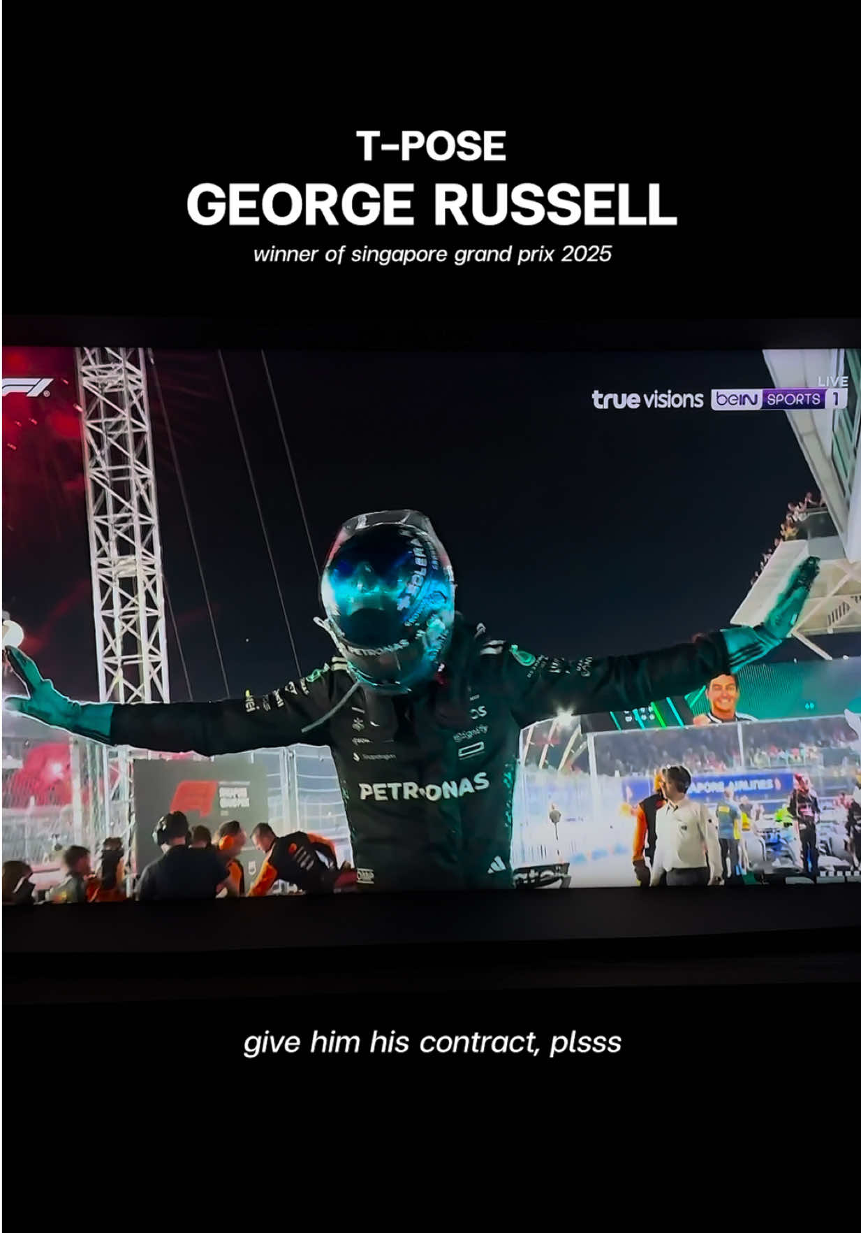 T-pose from George Russell is back yayyy !!!   winner of singapore gp 2025 🇸🇬 #georgerussell #singaporegp #mercedesamgf1 #f1 #f1nightrace 