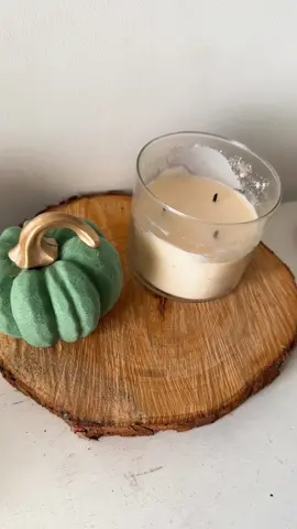 🕯️ Make life easier with the MEIRUBY Rechargeable Electric Candle Lighter✨—perfect for busy moms who love candles, cozy homes, and simple solutions. This windproof, flameless lighter is safe, rechargeable, and easy to use for lighting candles, kitchen needs, or birthday parties. A must-have gift for moms, wives, sisters, and women who love home comfort. #MomLifeEssentials #CandleLighter #HomeVibes #GiftForHer #StayAtHomeMom 