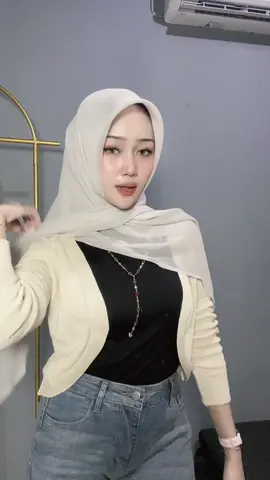 co outfit klik👉🏻@hani.n 💋