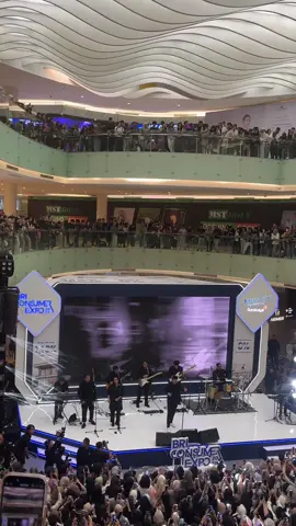 #tulus #monokrom #ciputraworldsurabaya #surabaya 