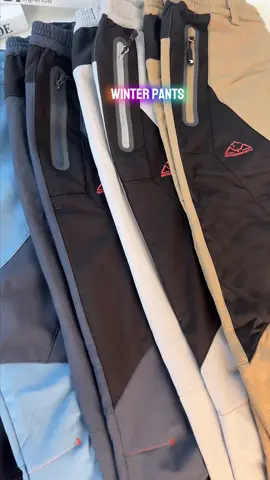 US outdoor fans, this is YOUR pant upgrade! Waterproof, windproof, quick-dry with cozy fleece lining. Multiple functional zipper pockets, adjustable waist for comfort. Perfect for hiking, skiing, camping, hunting, or just running errands. Stay warm, dry, and stylish! #AmericanOutdoors #SkiingGear #CampingPants #HuntingEssentials #ysento 