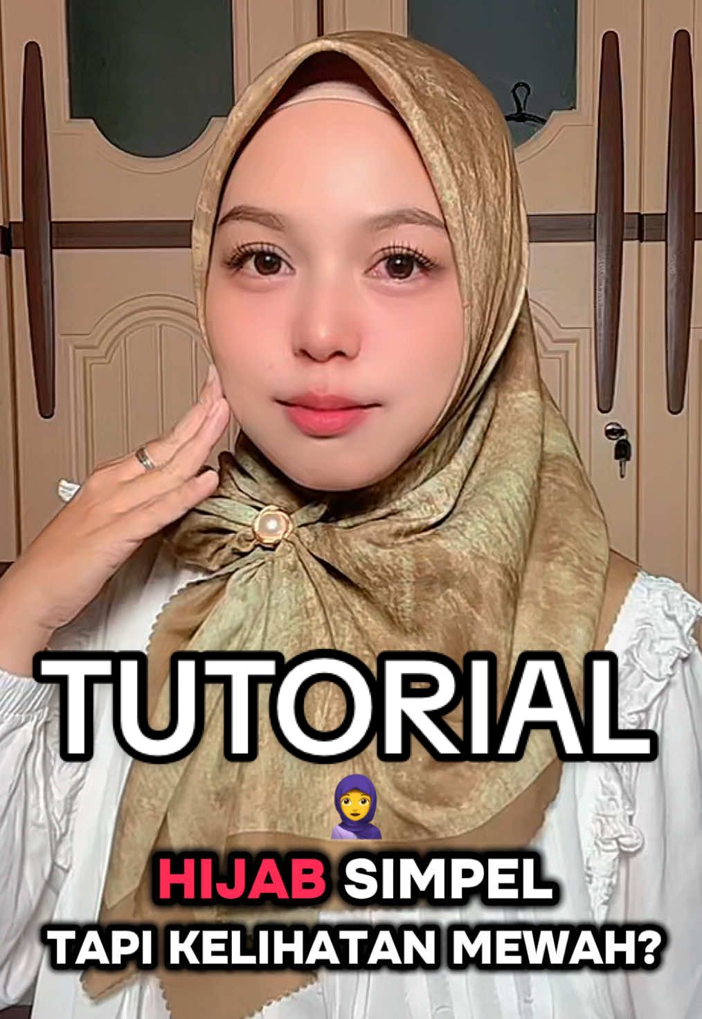 Coment kalian mau dibuatin tutorial apa lagi nich🤔👉 Jangan lupa gabung di live aq klw kalian mau belajar tutorial hijab lebih detail🧕🏻🤗 #hijabtutorial #ringhijab #hijabsegiempat #hijabstyle #dhemytutorialhijab 