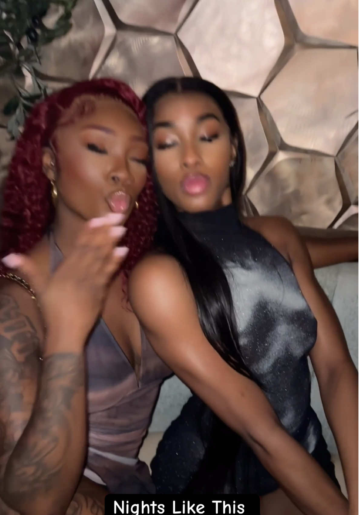 Who knew a random night out in Boston could be fun like this 😭. @Rickea💕 
