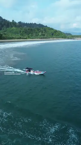 Petilasan Mbah Agung Wilis  di Pantai Rajegwesi Desa Sarongan #pantairajegwesi #rajegwesi #saronganbanyuwangi #desasarongan 