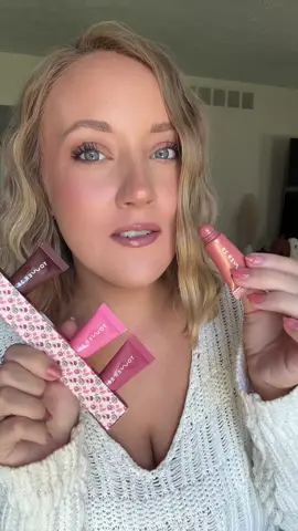 4 mini shades of the @Tower 28 Beauty lip softies 🫶🏼 #lipsofties #lipbalm #holidaygiftset #makeupset #holidaymakeup 