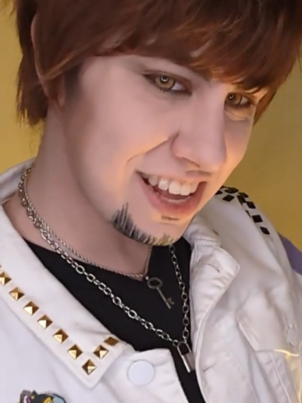 The sleeves? The wings? I love this jacket 🤩 #adam #adamhazbinhotel #hazbinhotelcosplay #cosplay #DIY 