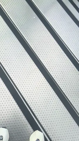 上学这条路我输了 感情这条路我也输了 生活这条路我不想输了#泰国 