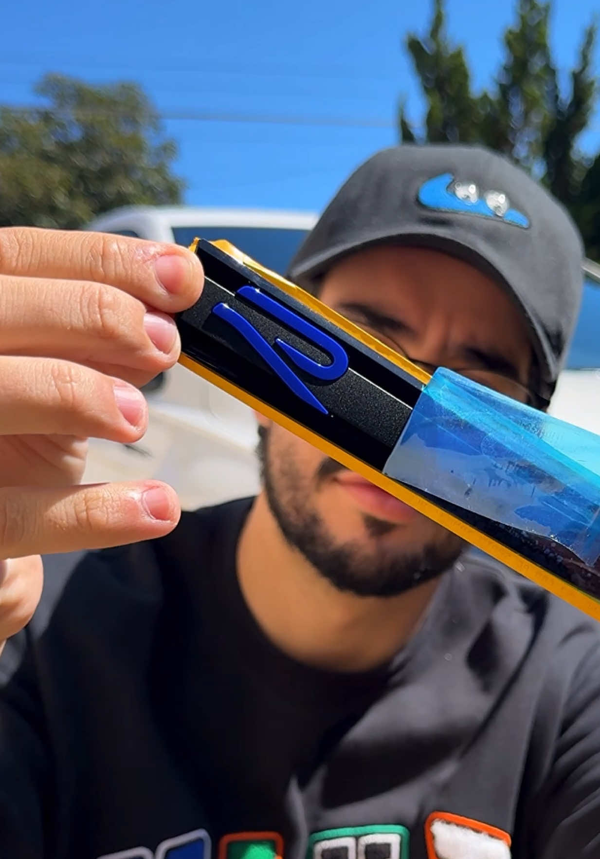 Emblemas Laterais do Golf R MK8 na versão Azul!  Códigos das Peças: 5H0853688ADBOP 5H0853688ACBOP   #volkswagen #polo #vw #golfmk8 