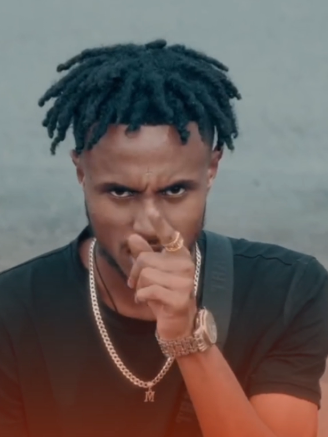 Bura Bull | ባንዳ@lulα_ωιz_кв✨  #burabull #lyricsvideo #music #banda  #creatorsearchinsights 