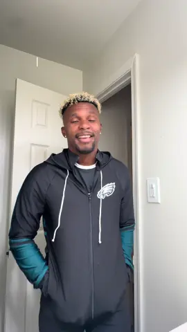 All I did this morning was feed my dragon 😂😂 but on the plus side, he’s grown so much since I got him! #malenflcheerleader #nflcheerleader #gobirds #specialeducationteacher 