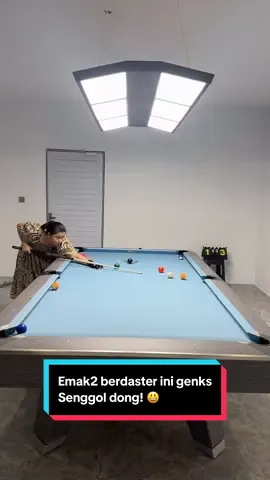 Emak2 berdaster lagi show😆 #tiktoklive #livehighlights #bismillahfyp  #billiards  #fyp 