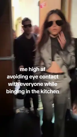 right #jennaortega #girlblogger #whisper #fyp #relatable 