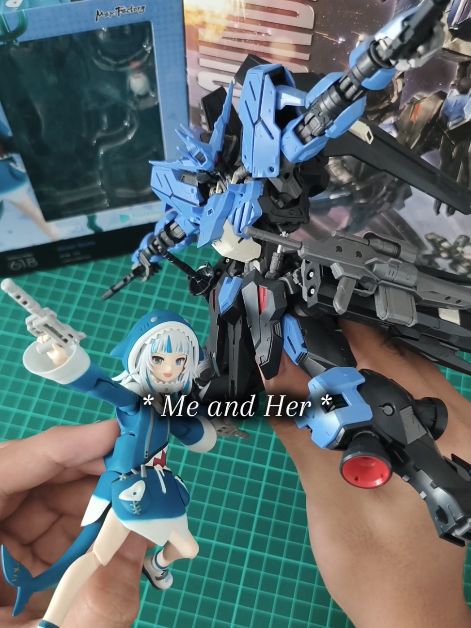 Posing with MG Gundam Vidar & Figma Gawr Gura #gundam #gawrgura #fyp #figma #meandher 