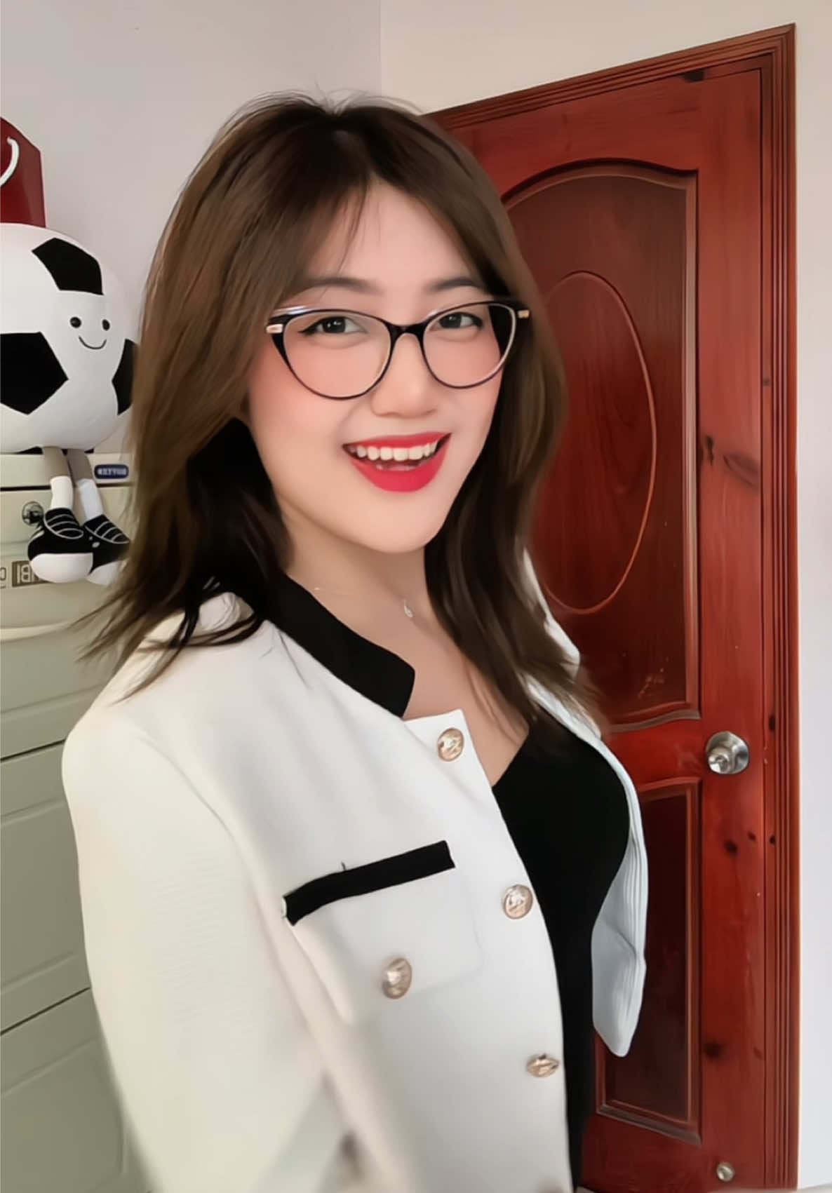 mỗi lần đi đâu là quay cỡ 80 cái clip để up dần z đó =))) #BTG #CyberCharge #ChargeToEarn #Web3 #PlayToEarn 