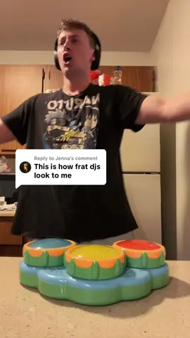 Replying to @Jenna best frat dj around